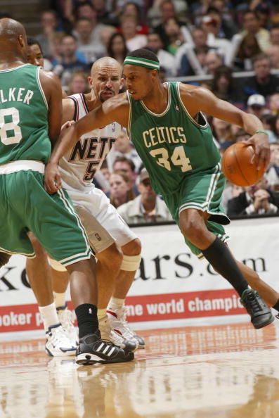 一如既往地 一如既往地