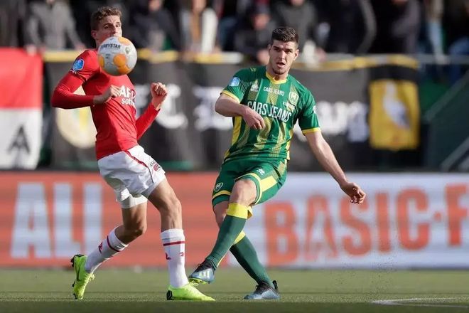 场上进行精 场上进行精