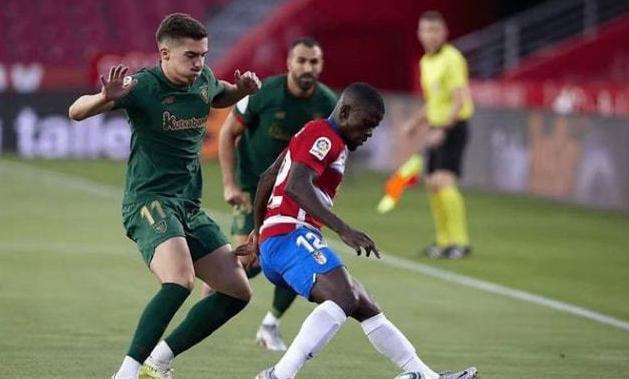 自对手的压 自对手的压