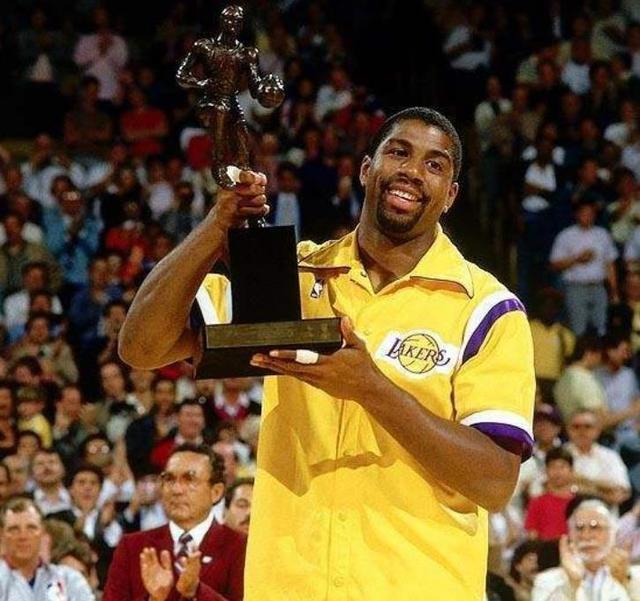 时隔22年278天,马尔蒂尼家族再次代表意大利国家队首发.